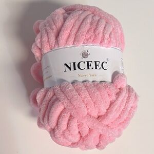 Niceec Pink Yarn